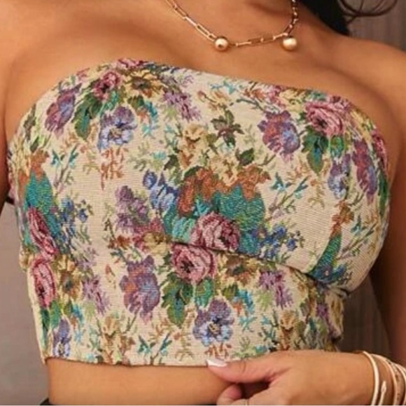 SHEIN Tops - SHEIN Floral Tube Top